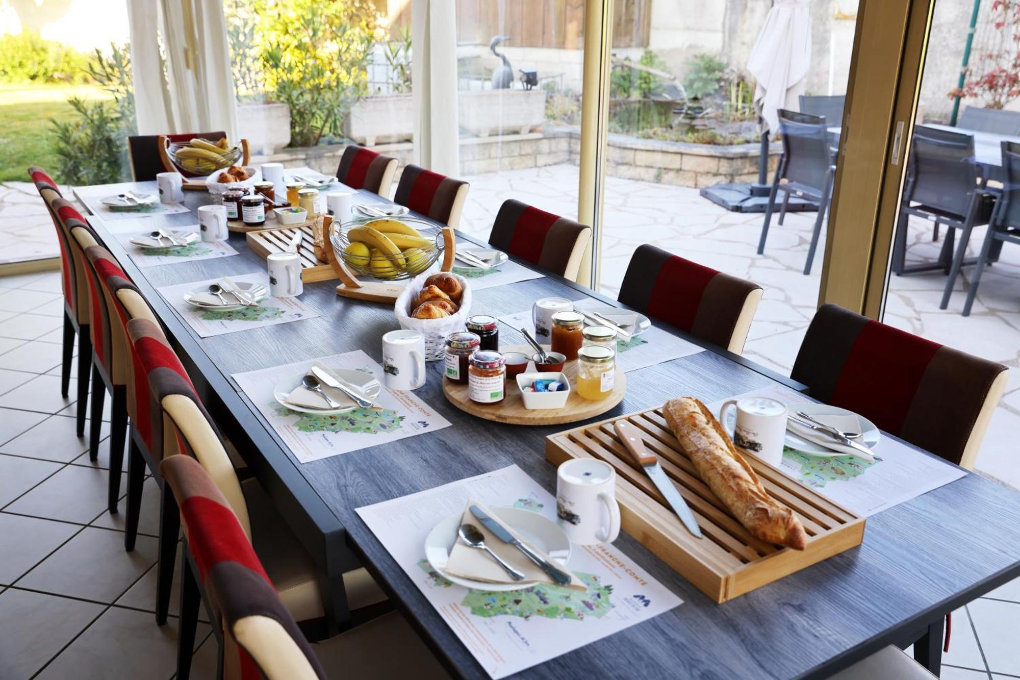 Au Bon Vivant Dampierre-sur-Salon Exteriör bild