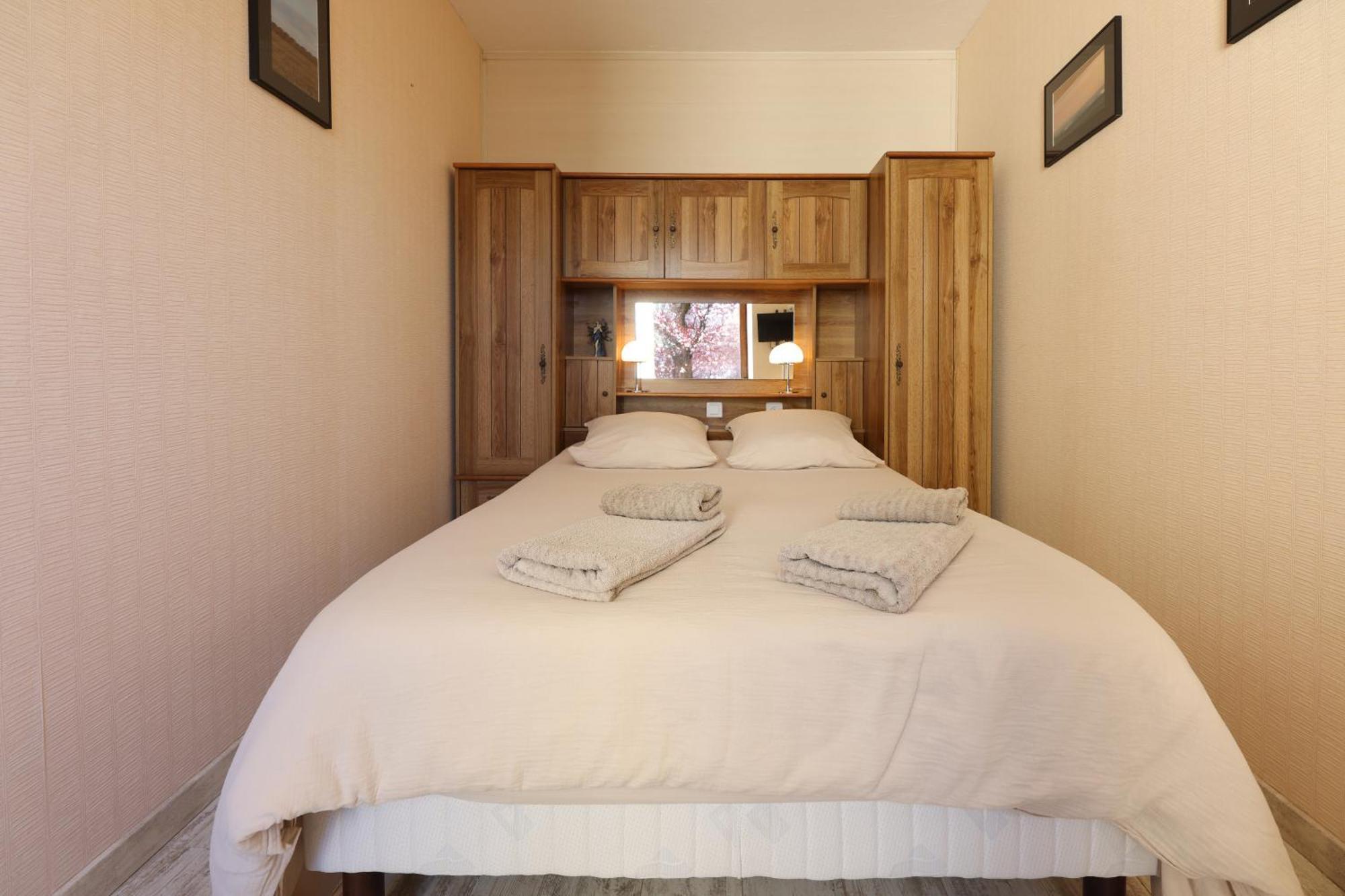 Au Bon Vivant Dampierre-sur-Salon Exteriör bild