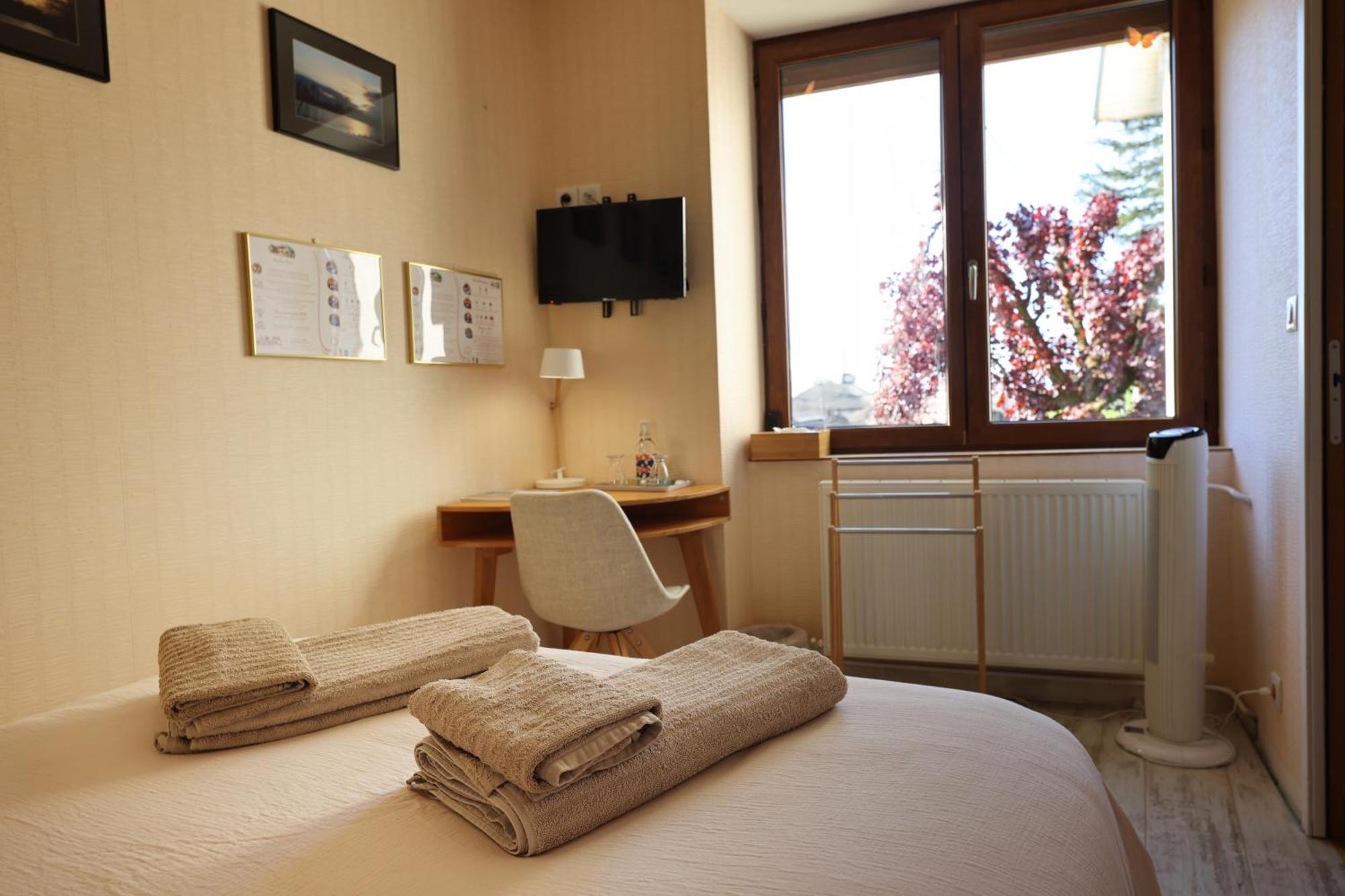 Au Bon Vivant Dampierre-sur-Salon Exteriör bild
